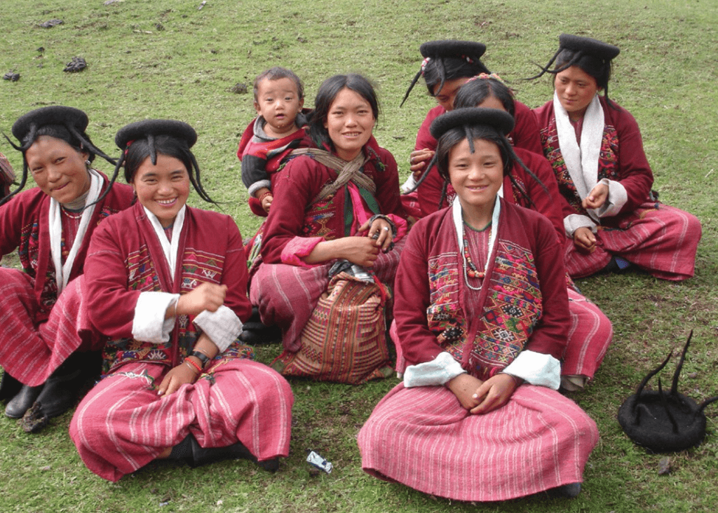 sakteng zam village