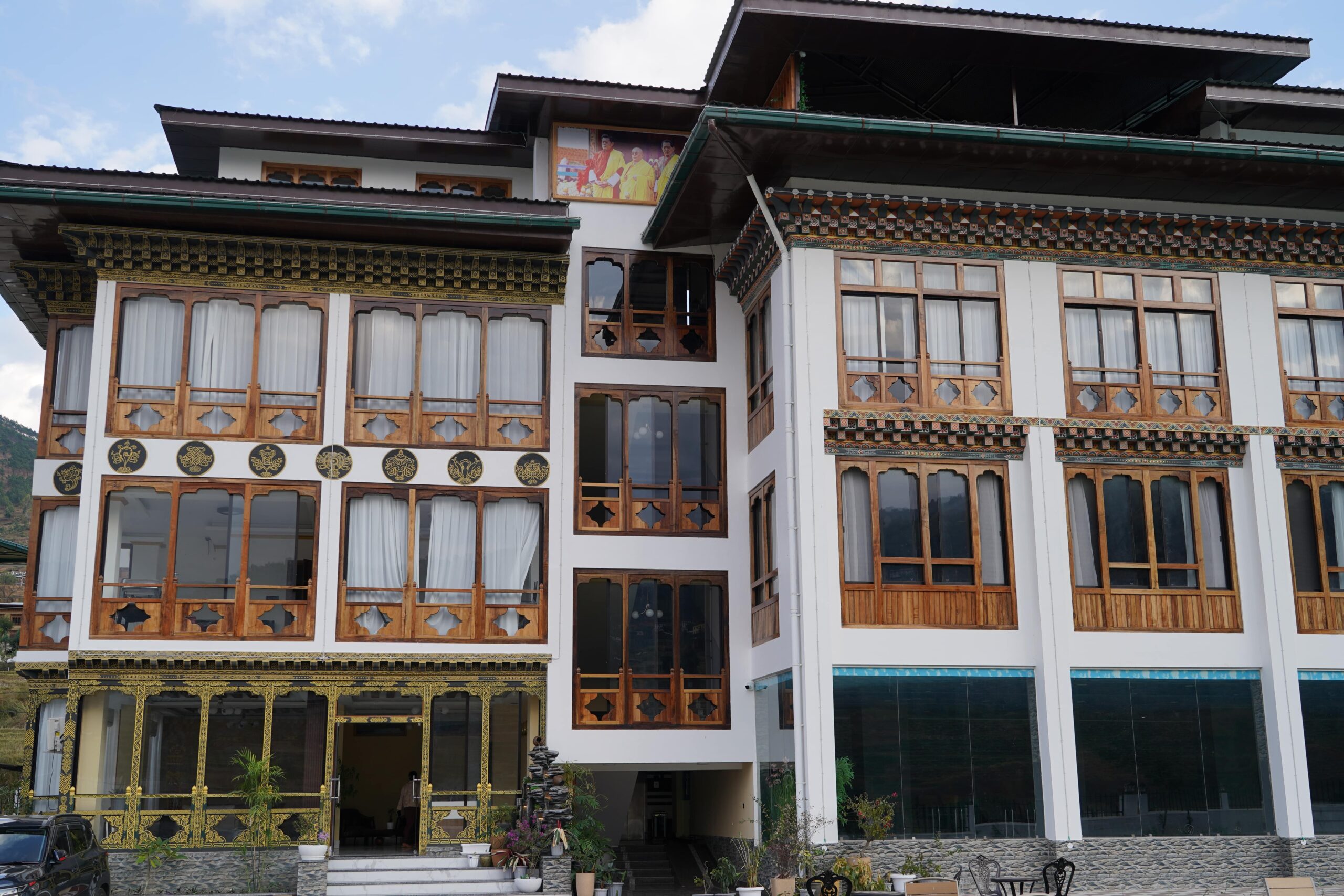 Tara Haven Hotel