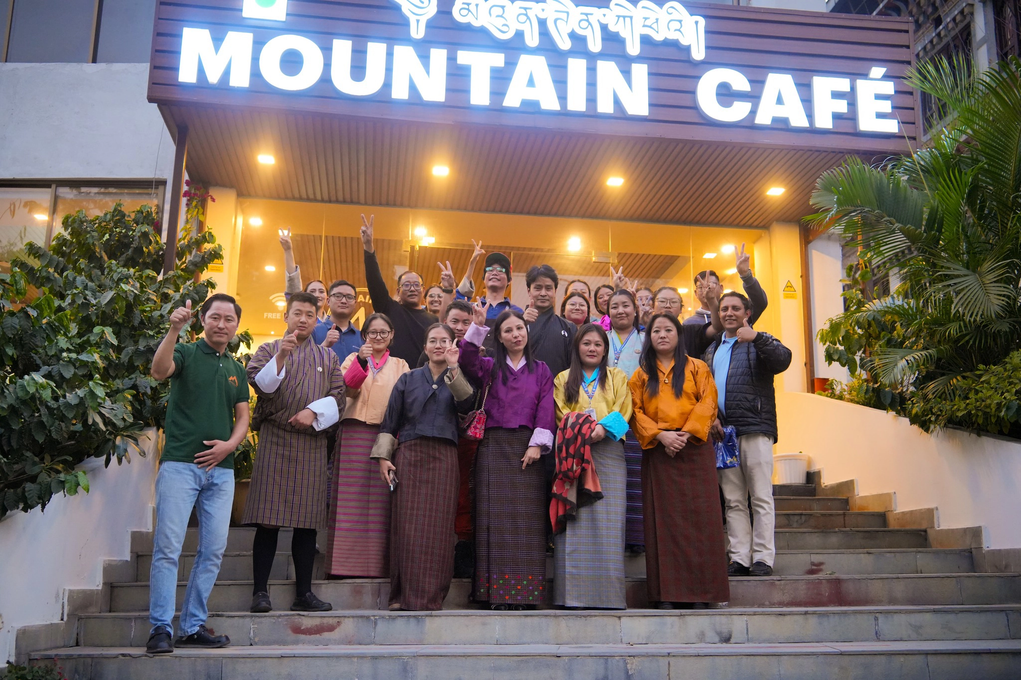 Mountain Café – Casual Café | Continental & Coffee